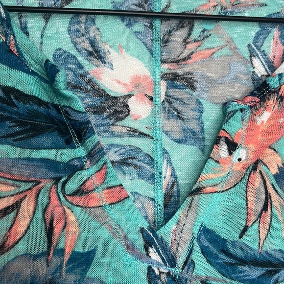 Kate & Sam Plus Size Tropical Parrots Shirt 1X - Picture 4 of 9